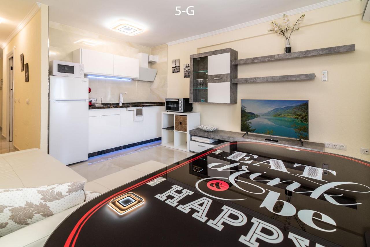 Always Happy 1 Bdr 6G And 5G Puerto Marina Views Daire Benalmádena Dış mekan fotoğraf